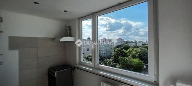 Eladó panellakás, Kecskeméten 45.99 M Ft, 2 szobás