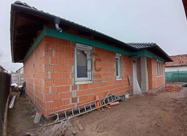 Eladó családi ház, Gyálon 115.9 M Ft, 4 szobás