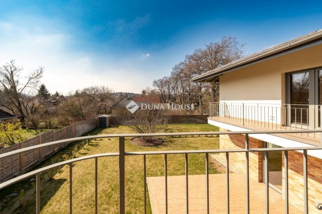 Eladó téglalakás, Budapesten, II. kerületben 245 M Ft, 3 szobás