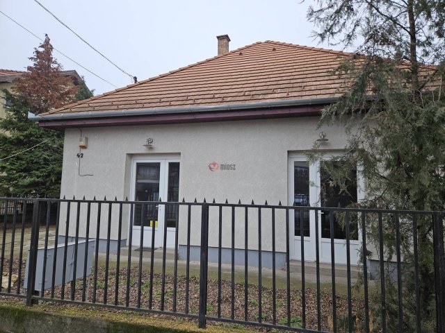 Eladó üzlethelyiség, Halásztelken 95 M Ft, 3 szobás