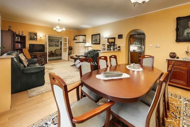 Eladó családi ház, Táborfalván 109 M Ft, 5 szobás