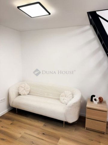 Eladó téglalakás, Budapesten, VII. kerületben 99.9 M Ft