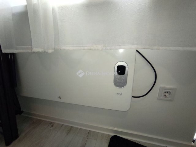 Eladó nyaraló, Fonyódon 44 M Ft, 2 szobás / költözzbe.hu