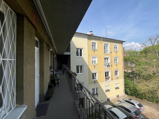 Eladó téglalakás, Budapesten, III. kerületben 54.9 M Ft