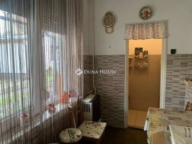 Eladó téglalakás, Tolnán 24.5 M Ft, 2 szobás