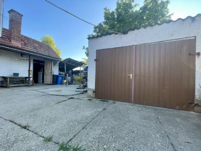Eladó családi ház, Dombóváron 32.5 M Ft, 3+1 szobás
