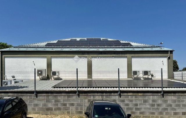 Eladó iroda, Pécsett 595 M Ft / költözzbe.hu