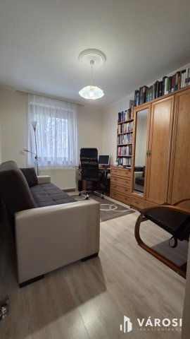 Eladó ikerház, Mikepércsen 83 M Ft, 4 szobás