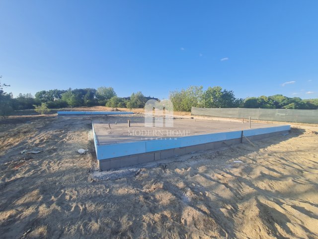 Eladó családi ház, Székesfehérvárott 121.5 M Ft, 4 szobás