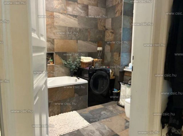 Eladó téglalakás, Budapesten, I. kerületben, Váralja utcában