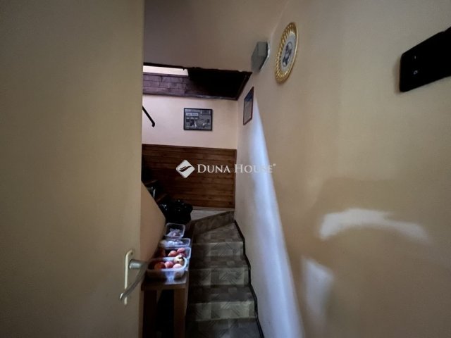 Eladó családi ház, Kajászón 39.9 M Ft, 4 szobás