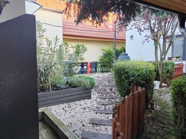 Eladó családi ház, Budapesten, XVI. kerületben 130 M Ft
