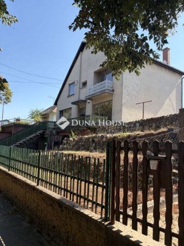 Eladó családi ház, Budapesten, XXI. kerületben 90 M Ft, 6 szobás