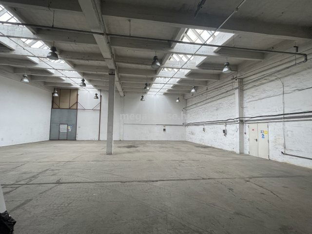 Kiadó ipari ingatlan, Budaörsön 605 E Ft / hó