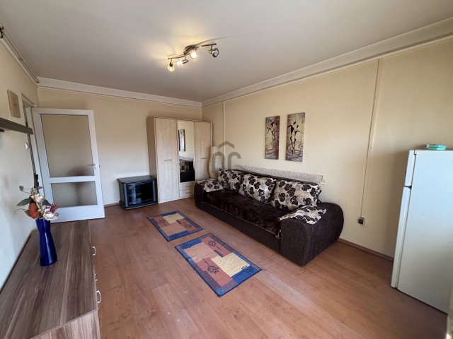 Kiadó panellakás, albérlet, Nyíregyházán 100 E Ft / hó