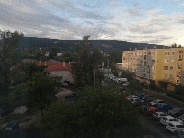 Eladó panellakás, Tatabányán 39 M Ft, 2 szobás