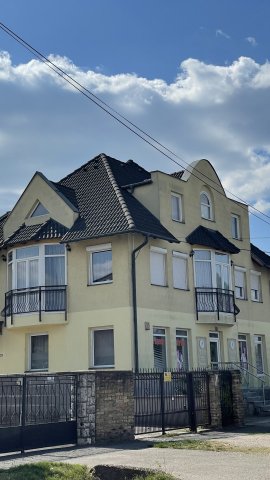 Eladó téglalakás, Győrött 72.9 M Ft, 3 szobás