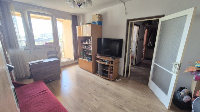 Eladó panellakás, Budapesten, XVII. kerületben, Újlak utcában