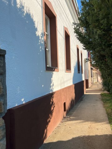 Eladó családi ház, Véménden 89.9 M Ft, 3 szobás