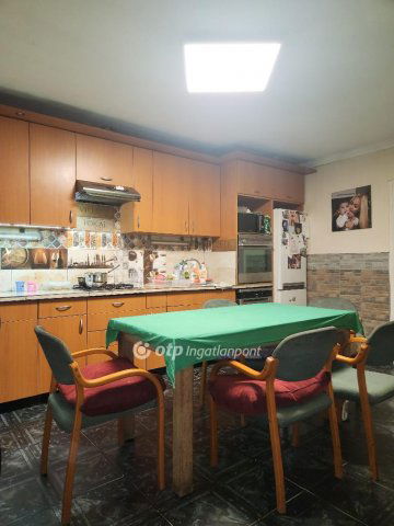 Eladó családi ház, Budapesten, XVIII. kerületben 78 M Ft