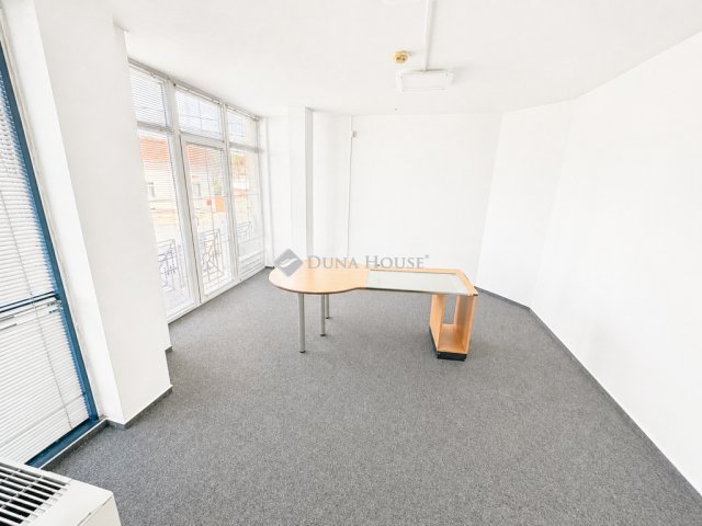 Kiadó iroda, Debrecenben 775 E Ft / hó / költözzbe.hu