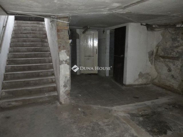 Eladó üzlethelyiség, Budapesten, XIII. kerületben 60 M Ft