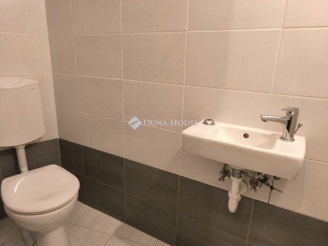 Eladó téglalakás, Budapesten, IX. kerületben 90 M Ft, 2 szobás