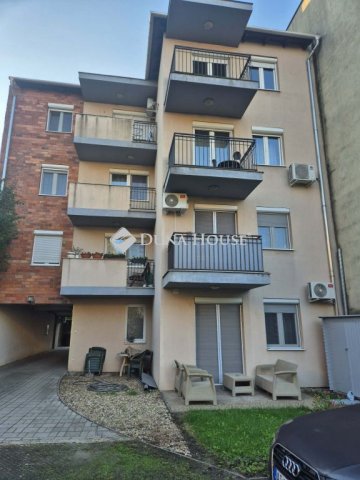 Eladó téglalakás, Budapesten, XIV. kerületben 137 M Ft, 3 szobás