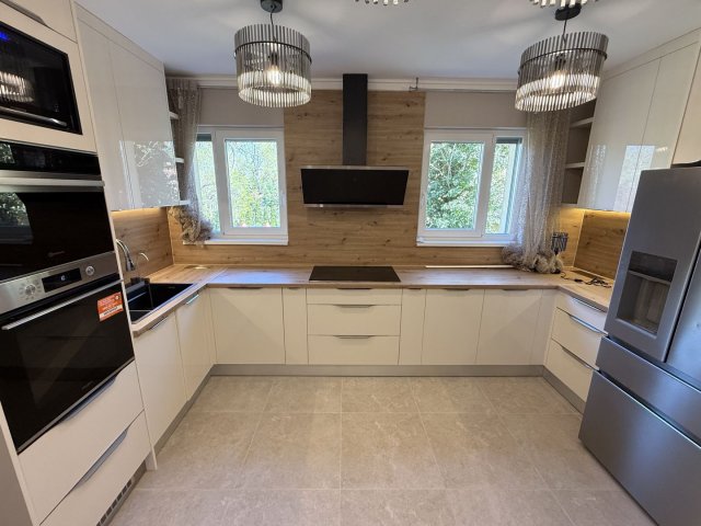 Eladó téglalakás, Debrecenben 114 M Ft, 3 szobás