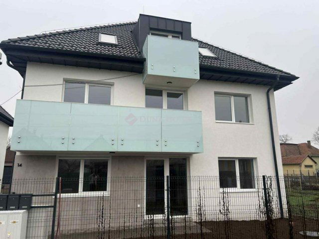 Eladó téglalakás, Albertirsán 55 M Ft, 3 szobás