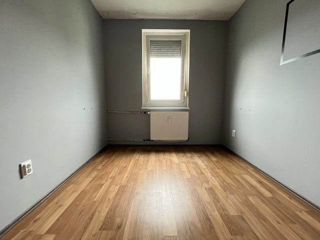 Eladó panellakás, Miskolcon, Árvíz utcában 22.4 M Ft, 2 szobás