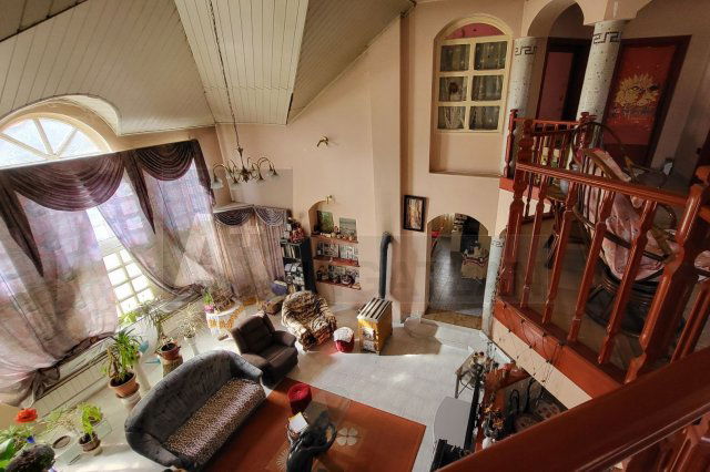 Eladó családi ház, Pusztaszeren 89.9 M Ft, 6 szobás