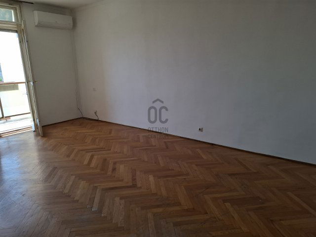 Eladó téglalakás, Szombathelyen 32.5 M Ft, 2 szobás