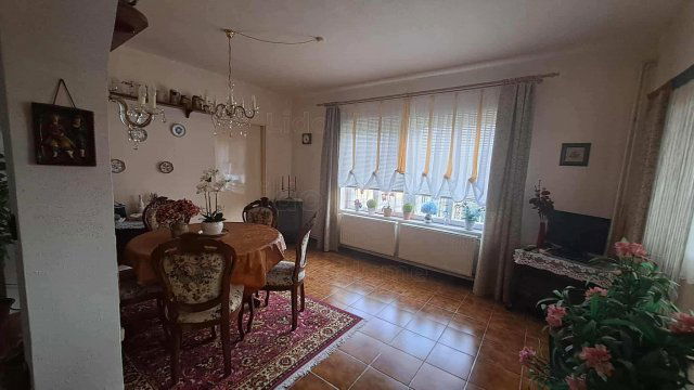 Eladó családi ház, Szőlősgyörökön 39.6 M Ft, 3 szobás