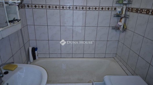 Eladó panellakás, Budapesten, IV. kerületben 85 M Ft, 3+1 szobás