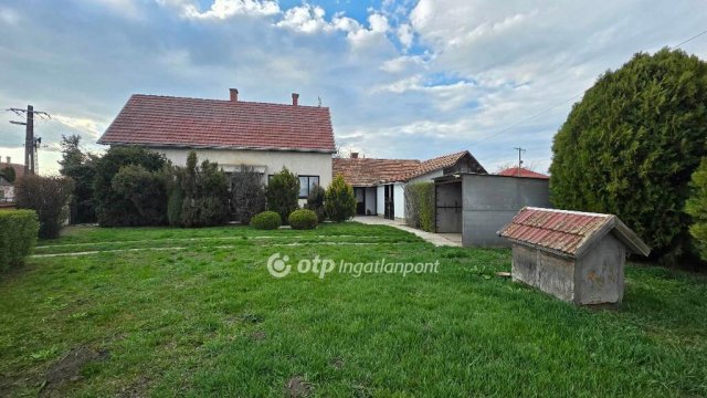 Eladó családi ház, Nádudvaron 44.8 M Ft, 2+1 szobás