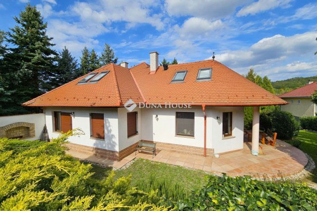 Eladó családi ház, Győrújbaráton 270 M Ft, 5 szobás