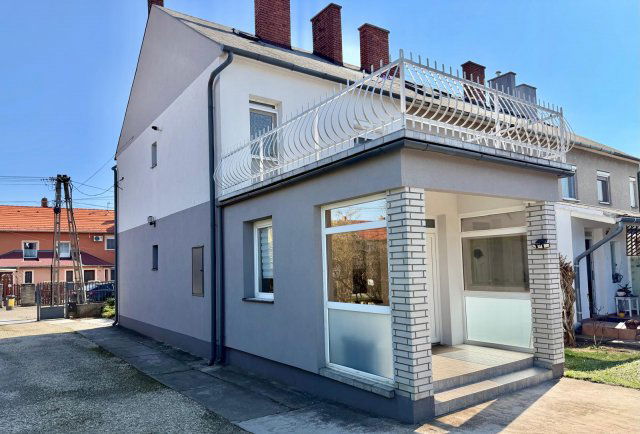 Eladó téglalakás, Celldömölkön 55.9 M Ft, 2 szobás