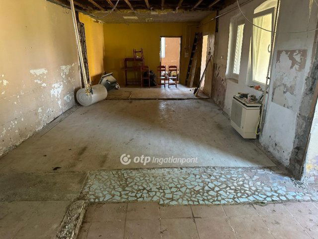 Eladó családi ház, Egerbaktán 12.5 M Ft, 2 szobás