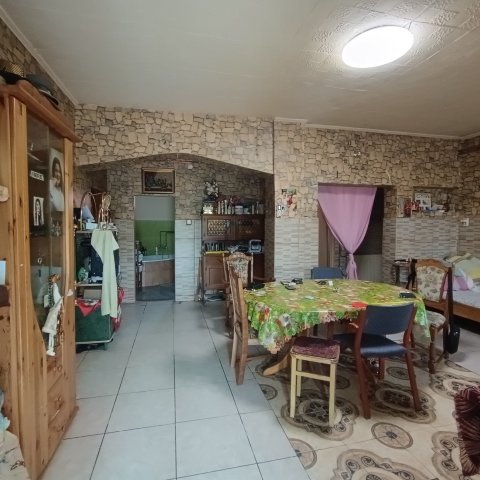 Eladó családi ház, Zalakomáron 27.99 M Ft, 4 szobás