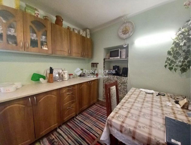 Eladó családi ház, Tiszakécskén 23.9 M Ft, 2 szobás