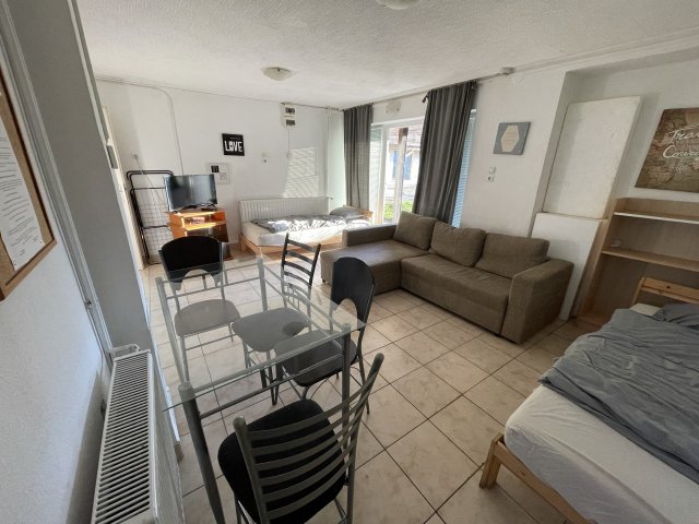 Eladó üzlethelyiség, Várpalotán 24.5 M Ft