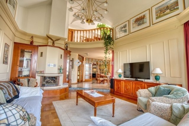 Eladó családi ház, Piliscsabán 249 M Ft, 5 szobás