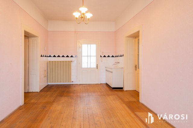 Eladó családi ház, Gyulán 39.9 M Ft, 3 szobás