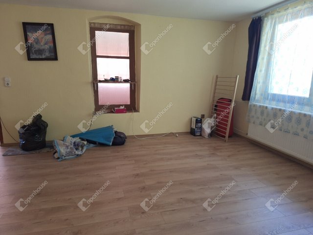 Eladó családi ház, Noszlopon 44.99 M Ft, 2 szobás