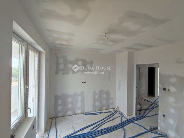 Eladó ikerház, Budapesten, XVIII. kerületben 129.9 M Ft, 5 szobás