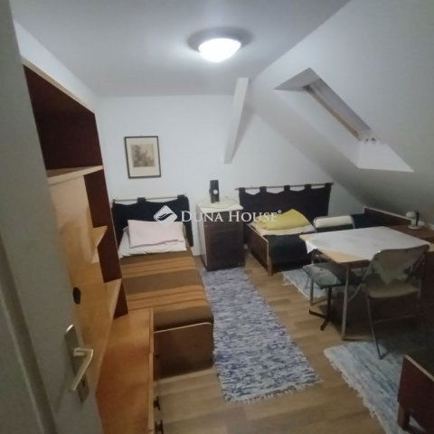 Kiadó családi ház, albérlet, Kecskeméten 600 E Ft / hó