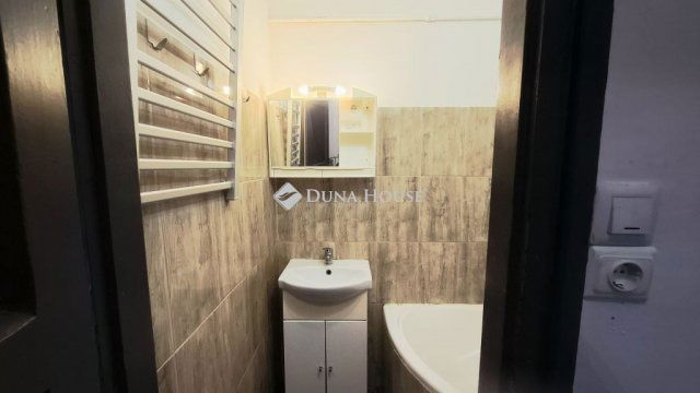 Eladó sorház, Budapesten, IX. kerületben 47.99 M Ft, 2 szobás