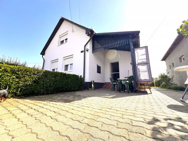 Eladó családi ház, Debrecenben, Cimbalom utcában 110 M Ft