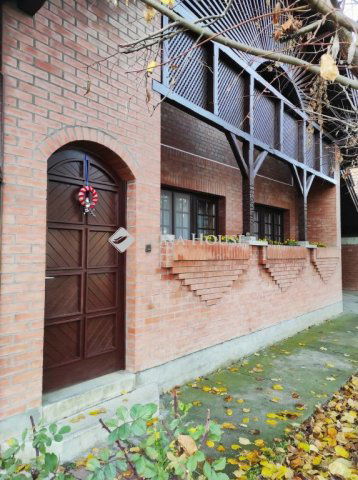 Eladó családi ház, Szegeden 149 M Ft, 5 szobás